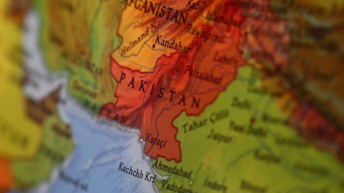 Pakistan'da bombal saldr: l ve yarallar var