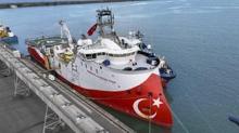 Barbaros Hayreddin Paa Trabzon Liman'na demirledi