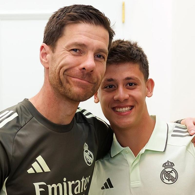 Xabi Alonso gzlerine inanamad! Arda Gler'i grnce at kald