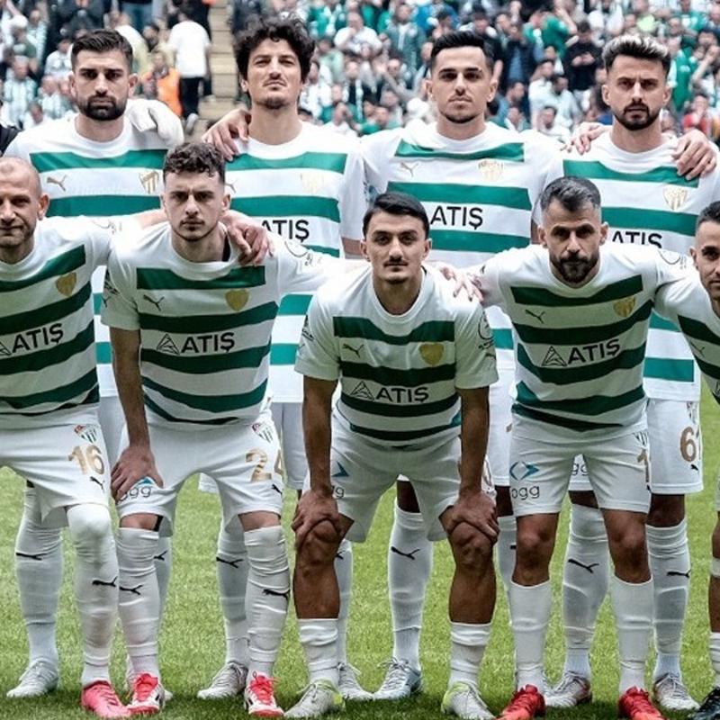 Bursaspor'da i transferde iki imza