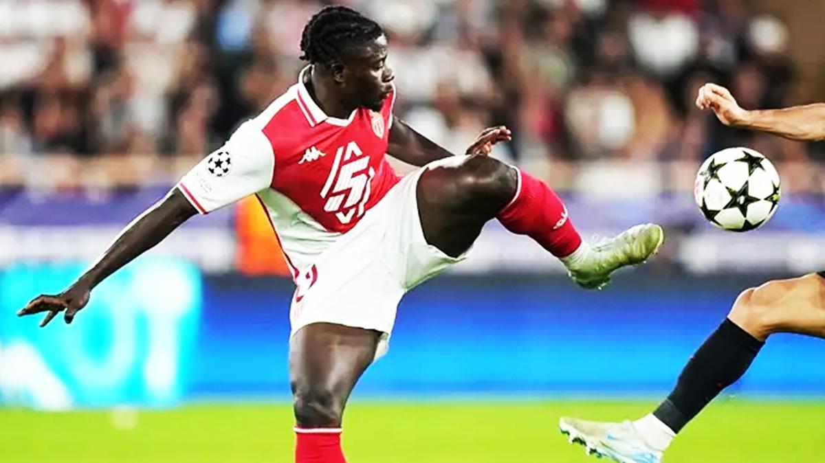 galatasaray transfer salisu fotoraflar resimleri