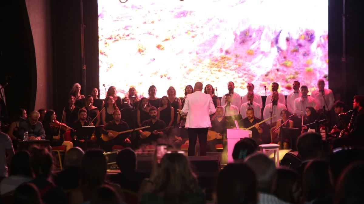 "Tahta Bavul" yaralar sarmaya devam ediyor