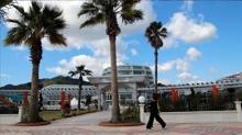 srail-ran atmasnda binlerce turist mahsur kald