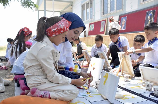 Vanl ressam Pnar Dereli, doup byd mahalledeki ocuklar sanatla buluturdu