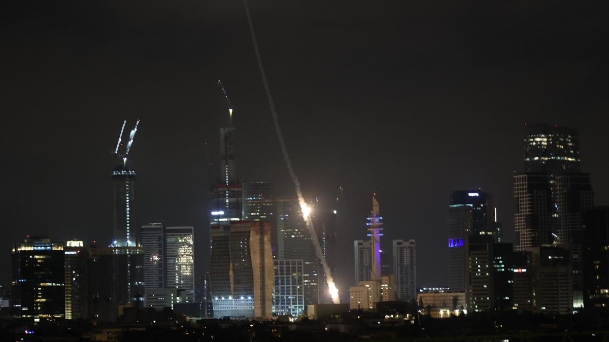 Tel Aviv'de sirenler alyor... ran'dan srail'e fze saldrs