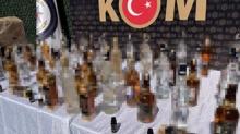 Tonlarca sahte alkol ele geirildi: 2 ilde operasyon