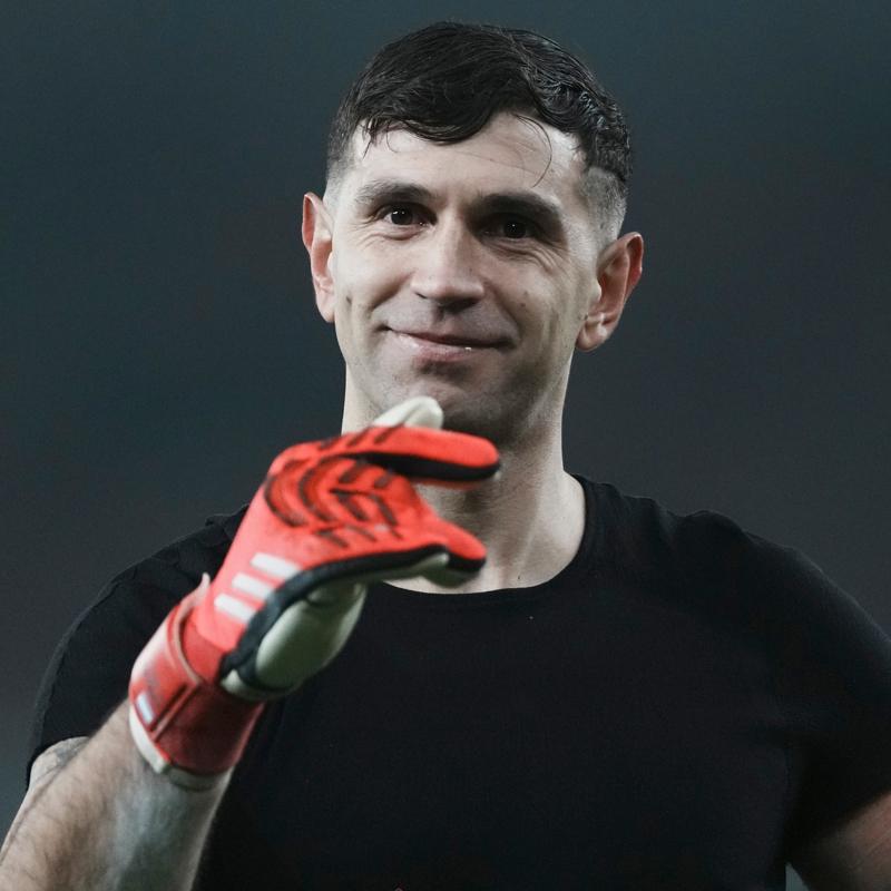 Emiliano Martinez, Manchester United' istiyor
