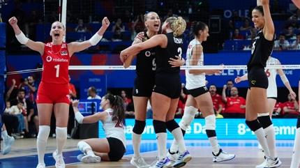 Sultanlar ezdi geti! Kanada'ya set vermedik