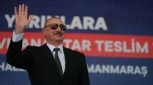 Aliyev Karaba' hatrlatt: Yaasn Azerbaycan-Trkiye birlii