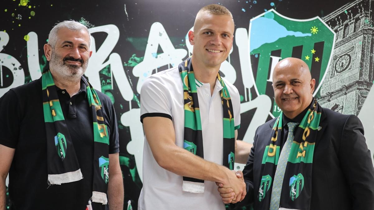 Kocaelispor, Aleksandar Jovanovic'i kadrosuna katt