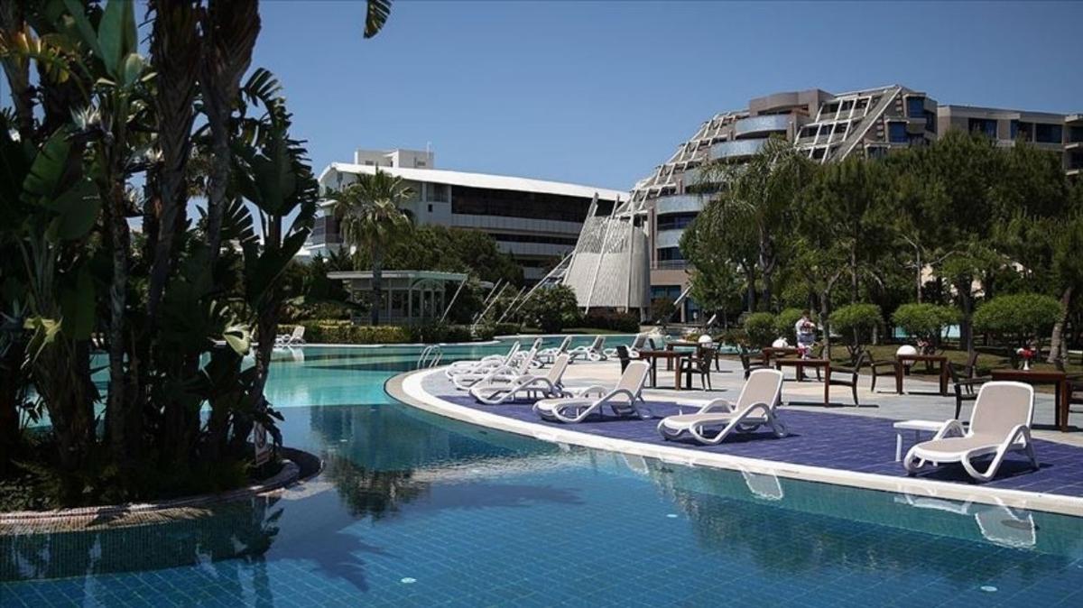 Otel mdr tatillerini zehir etti! Keyfi iptale ceza