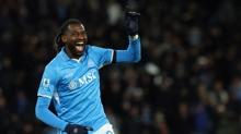 Napoli, Zambo Anguissa iin harekete geti