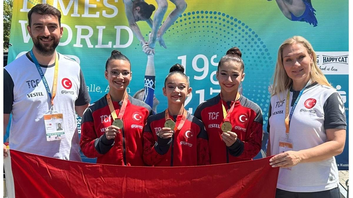 Akrobatik Cimnastik Kadn Milli Takm'ndan altn madalya