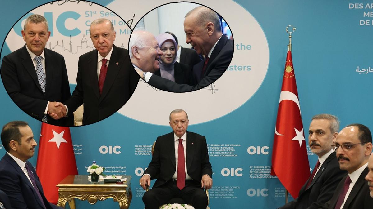 stanbul'da diplomasi rzgar! Bakan Erdoan yetkilileri kabul etti
