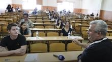 2,5 milyonun stnde renci ter dkecek! YSK'de ilk oturum balad