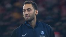 Galatasaray istiyordu! Hakan alhanolu iin aklama geldi