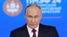 Ukrayna'dan Putin'in forum konumasna sert tepki: Putin yeni topraklar peinde!
