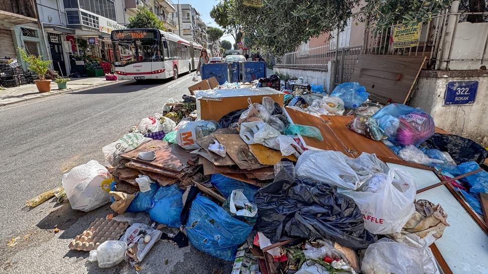 Bir CHP klasii... Tam turizm zaman zmir p iinde