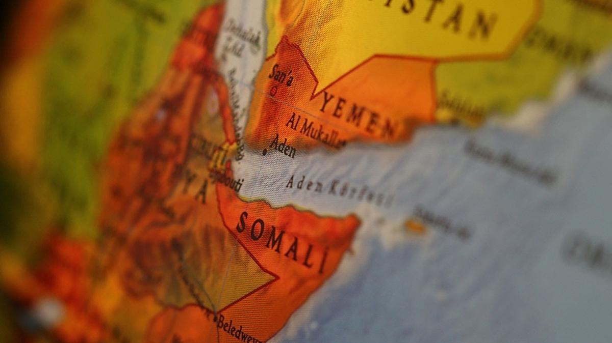Aden Krfezi ve Kzldeniz'de ABD'ye bal gemiler iin uyar