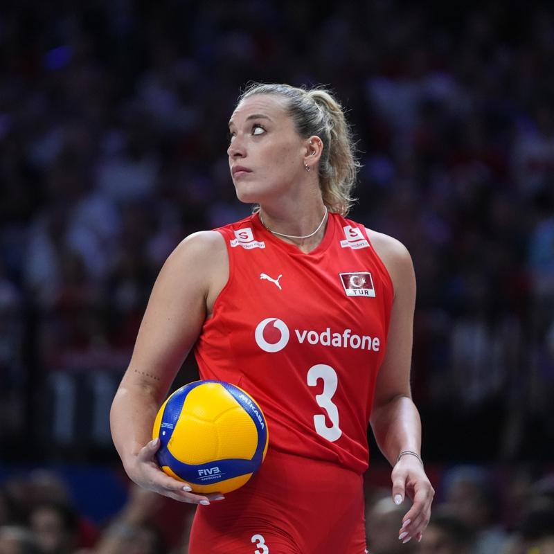 Cansu zbay: Birbirimize hala almaya alyoruz