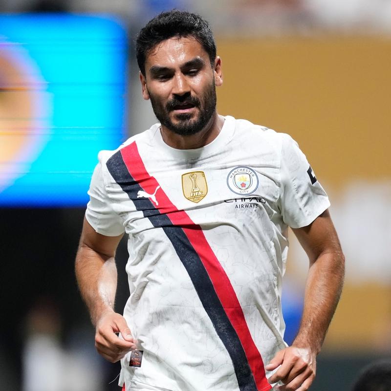 Galatasaray peindeydi! lkay Gndoan'dan transfer iin aklama geldi