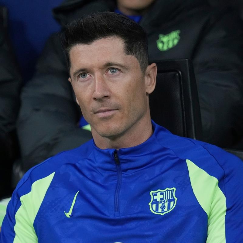 Suudi Arabistan ekipleri Robert Lewandowski'nin peinde