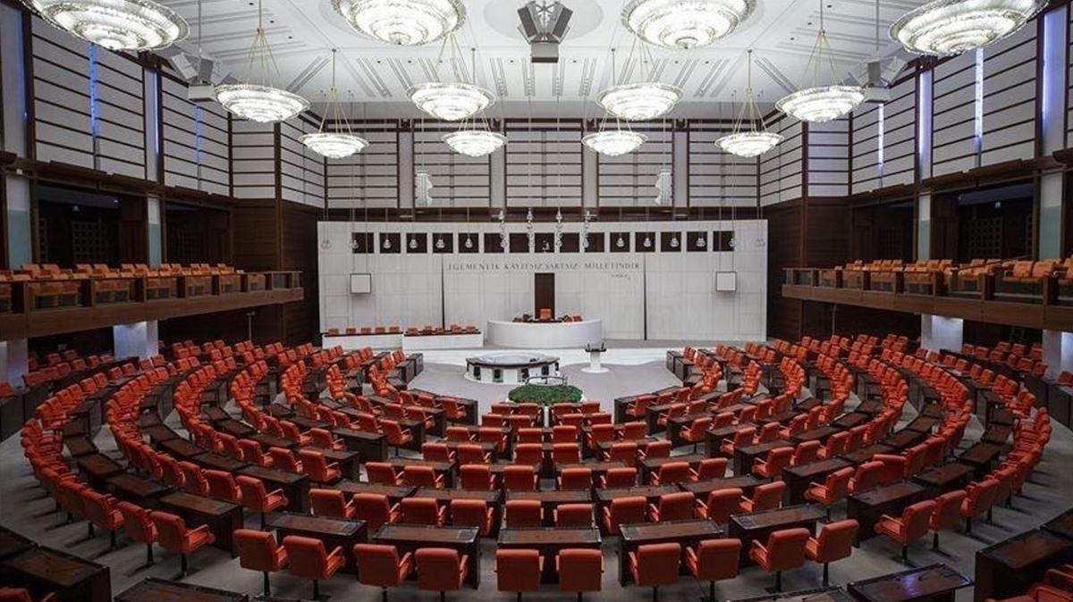 AK Parti'den Meclis'e 29 maddelik kanun teklifi