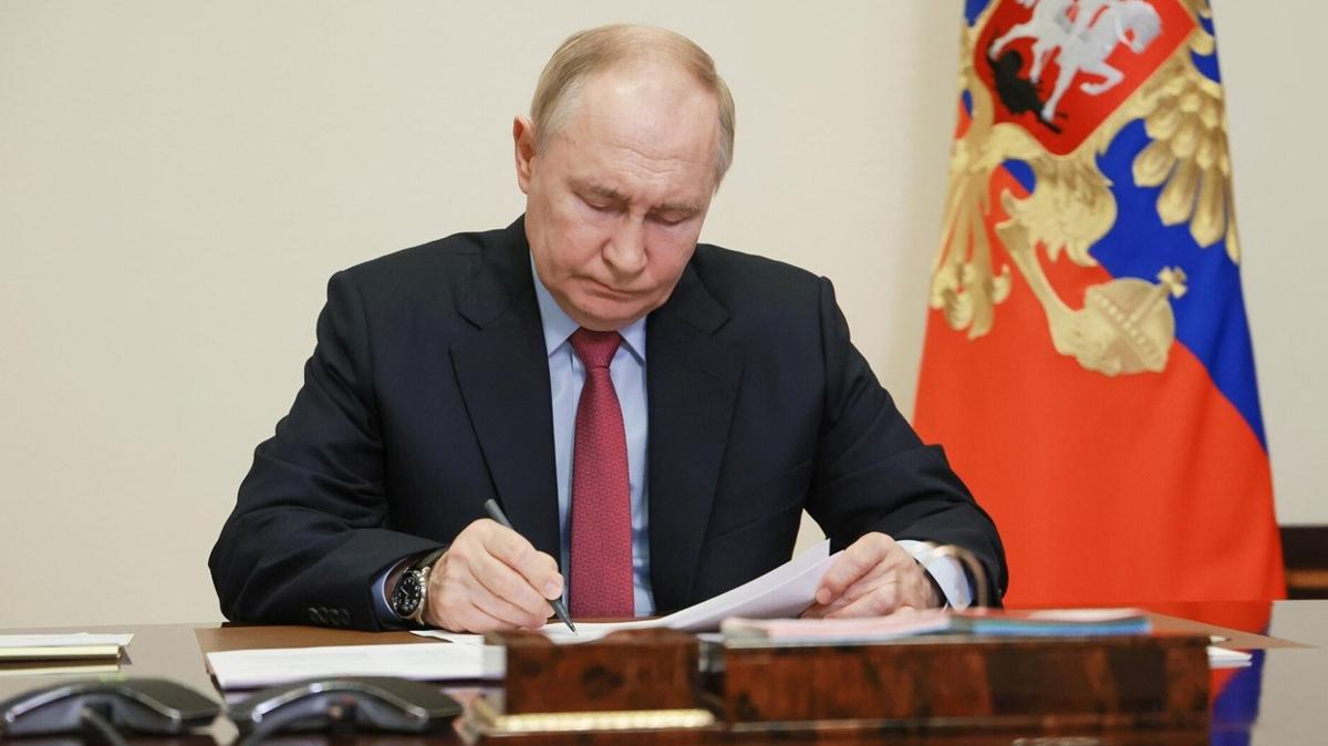 Putin resmen imzalad! Yalnzca Rusya snrlar iinde kullanlacak