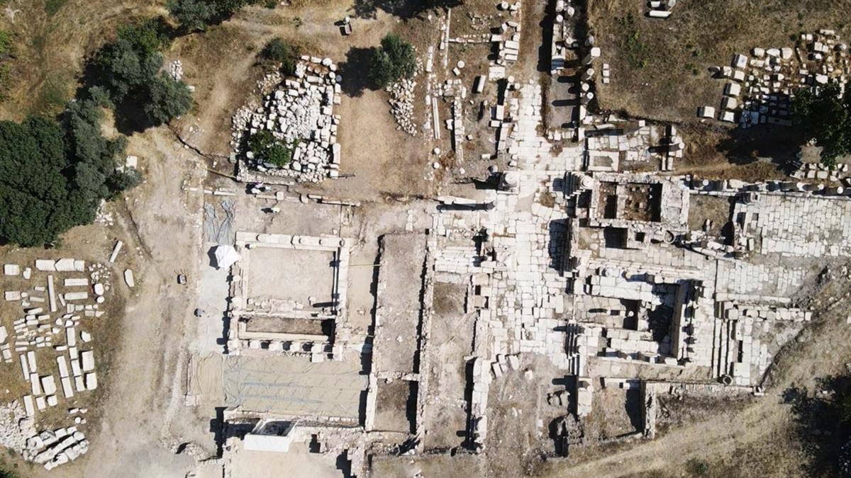 Stratonikeia'nn ihtiaml ktphanesi ayaa kaldrlyor