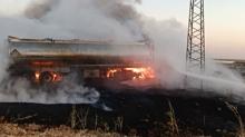 Seyir halindeki tanker alevlere teslim oldu
