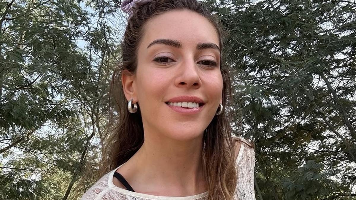 Sinem Kobal ve Kenan mirzalolu tatilde! Romantik pozlar gndem oldu
