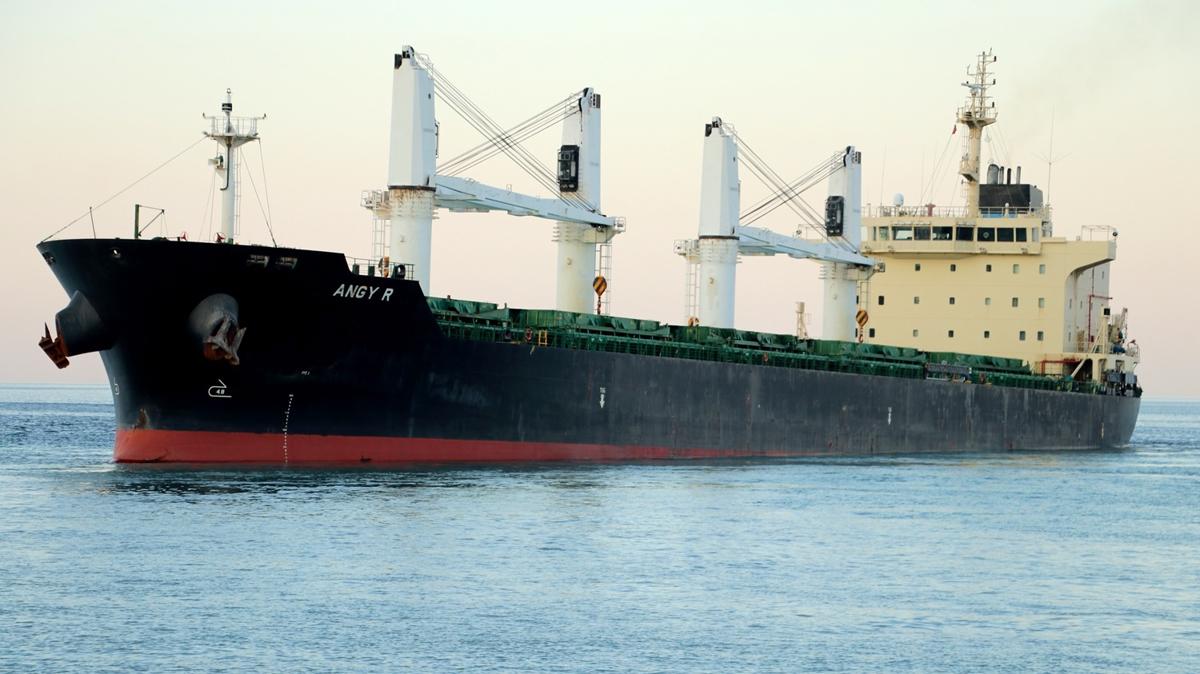 kuru yk gemisi karaya oturma arky ilesi fotoraflar resimleri