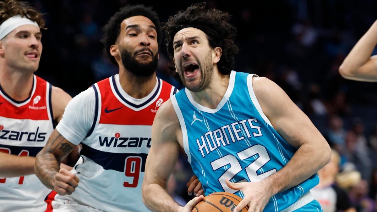 Vasilije Micic, Hornets'a geri dnd