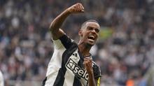 Newcastle'dan Isak hamlesi: Kulp tarihinin en yksek maa teklif edilecek