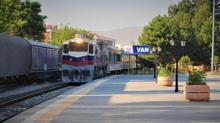 Sava, Van-Tahran tren seferlerini etkilemedi: Seferler devam ediyor