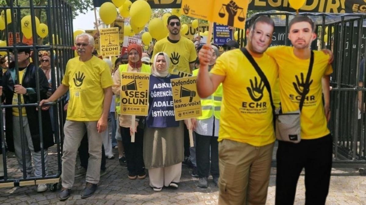 FET'nn mamolu maskesi... Strazburg'da Trkiye aleyhinde gsteri