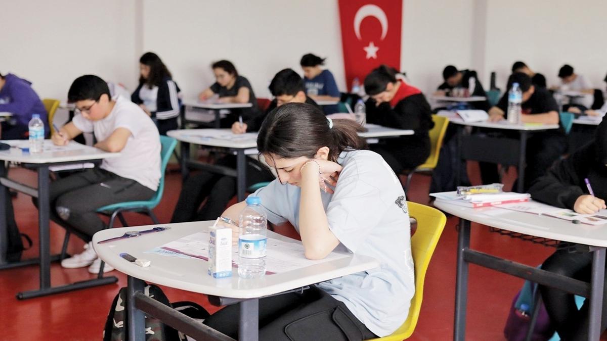 LGS sorularn paylaan hakknda su duyurusu