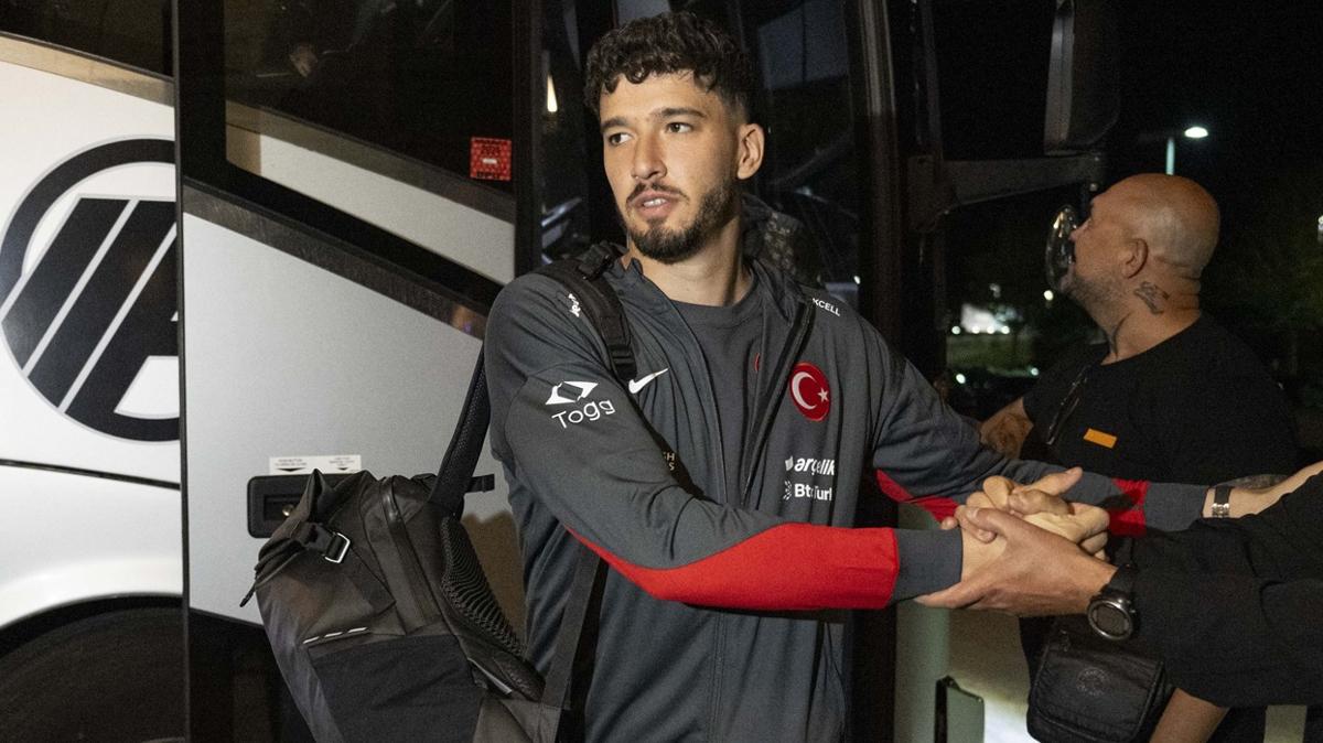 Ve ho geldin Altay Bayndr! Kale artk ona emanet: Uak sonunda iniyor