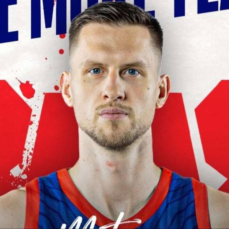 Baheehir Koleji, Mateusz Ponitka ile yola devam etme karar ald