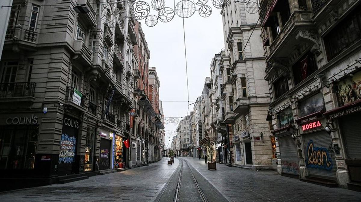 Beyolu'nda gsteri yry ve ak hava toplantlar 1 gn sreyle yasakland