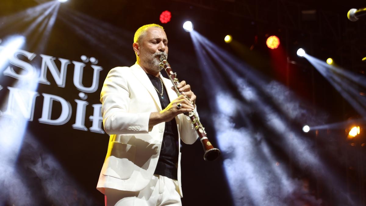 Hsn enlendirici ikinci kez dede oldu! Torununa kendi adn verdi