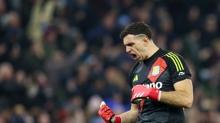 Premier Lig devlerinden Emiliano Martinez hamlesi