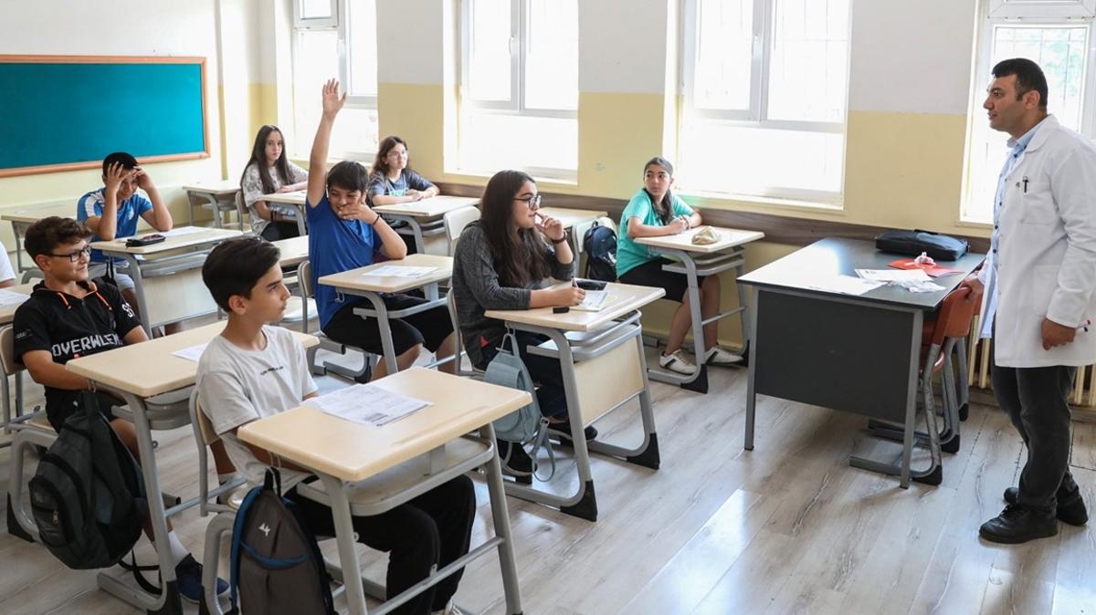 Yaz kurslar 1 Temmuz'da balyor