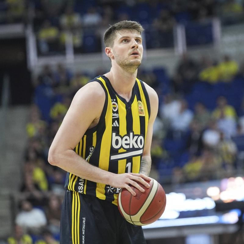 Fenerbahe Beko, Metecan Birsen'in szlemesini uzatt