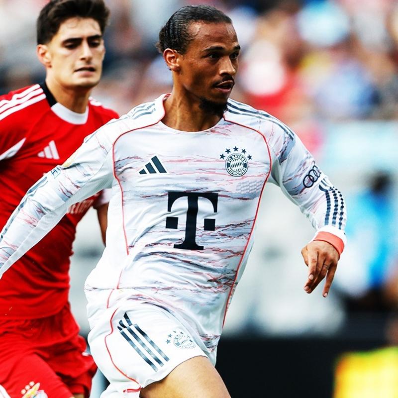 Leroy Sane Bayern Mnih'e veda etti