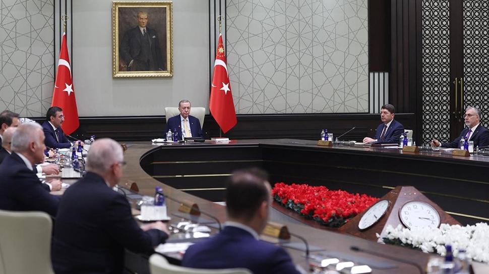 Memur ve emeklinin gz kabinede