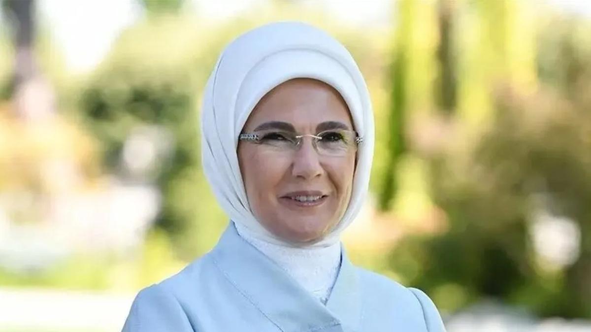 Emine Erdoan'dan "koruyucu aile" paylam: 81 ilimizdeki Gnl Elilerimize teekkr ediyorum