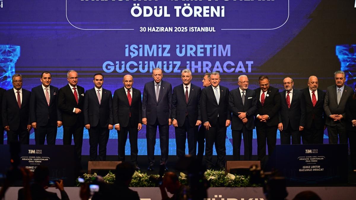 hracat ampiyonlar dllendirildi