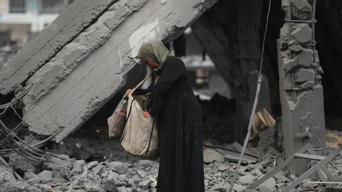 galci srail Gazze'de yardm deposunu bombalad: 10 can kayb