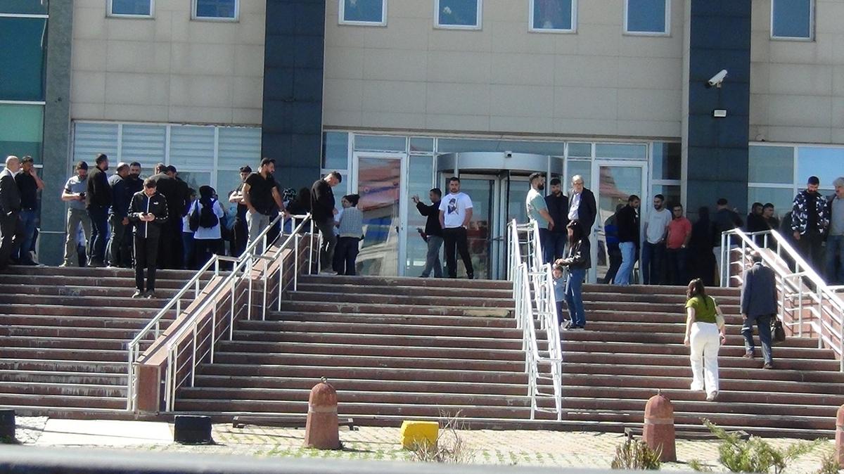 6 yandaki Muhammet'in kan yerde kalmayacak: Silahl magandalar hakim karsnda